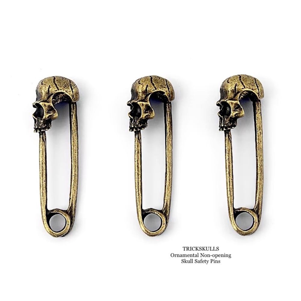 (6) Skull Head Non-Opening Retro Bronze Safety Pins Ornaments Charms DIY Charms